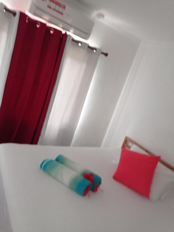 Les Forbans Selfcatering Apartment Takamaka Kültér fotó