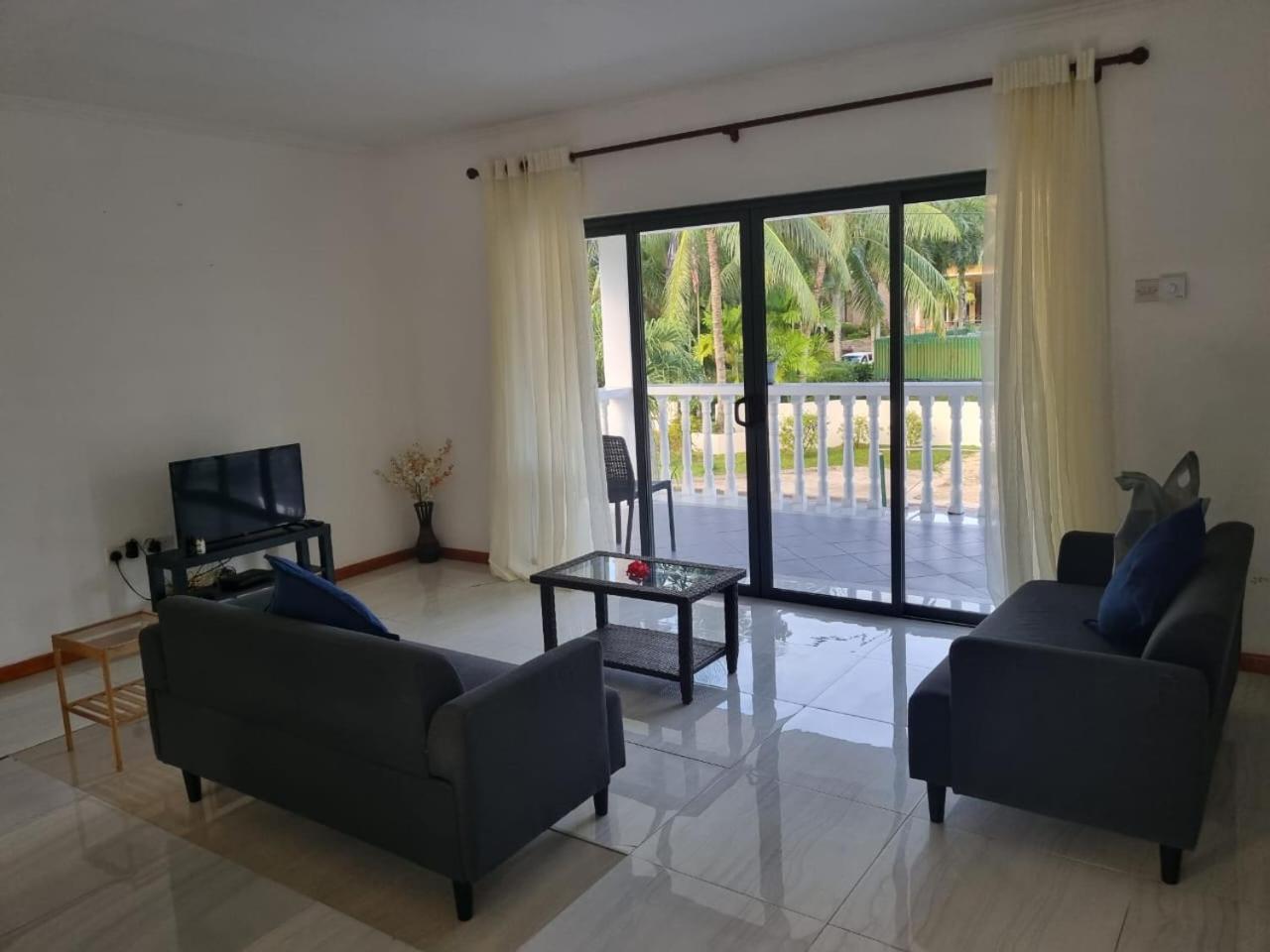 Les Forbans Selfcatering Apartment Takamaka Kültér fotó